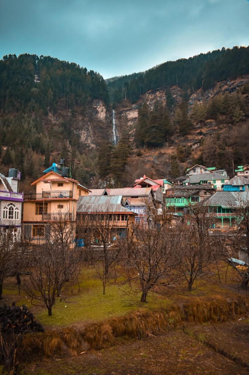 The Waterfall Cottage, In Class * Manali (Himachal Pradesh)